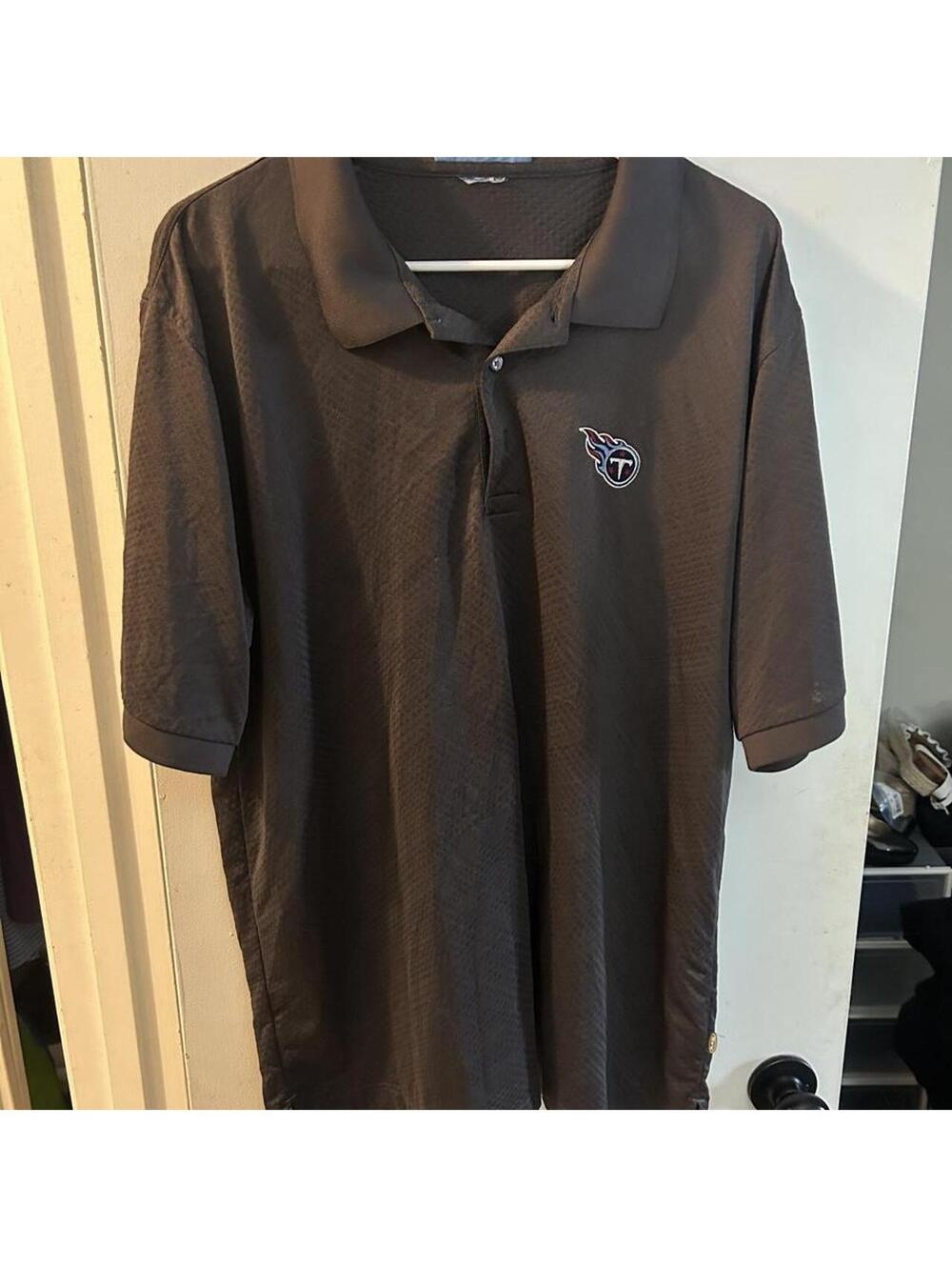 Rebook Tennessee Titans black polo shirt with subtle textured pattern size XL
